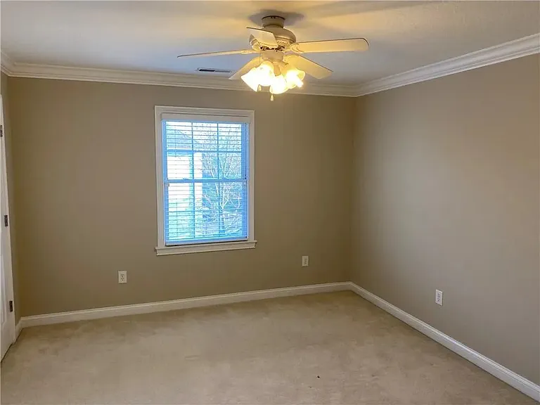 14581 Jason St — Photo 3