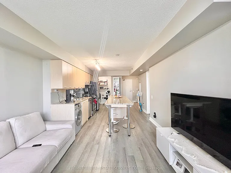 29 Singer Ct #710 — Photo 9