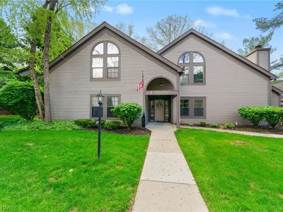 1303 Red Tail Hawk Ct, Youngstown, OH, 44512