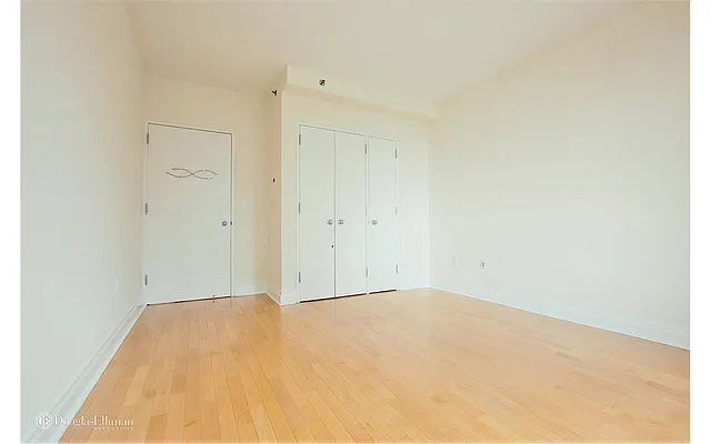 Rented by Douglas Elliman | media 24