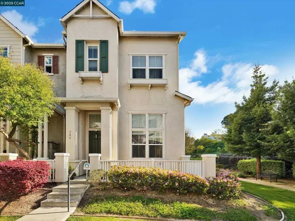 750 Summer Ln, Richmond, CA 94806