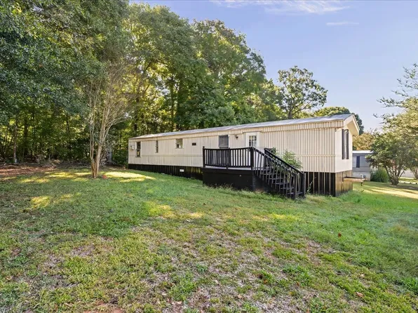 286 Joshuas Pl, Laurens, SC 29360