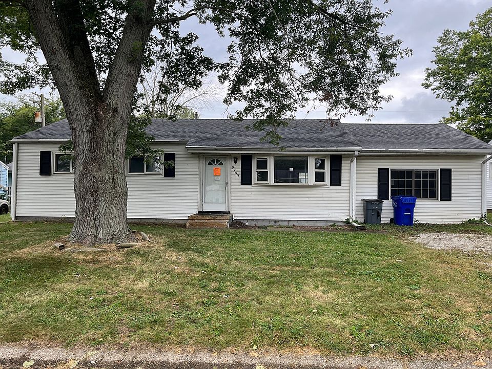1st image of 5709 N Terrace Ct