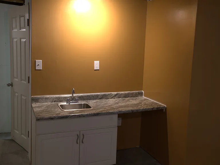 1015 Grenoble Ln — Photo 11