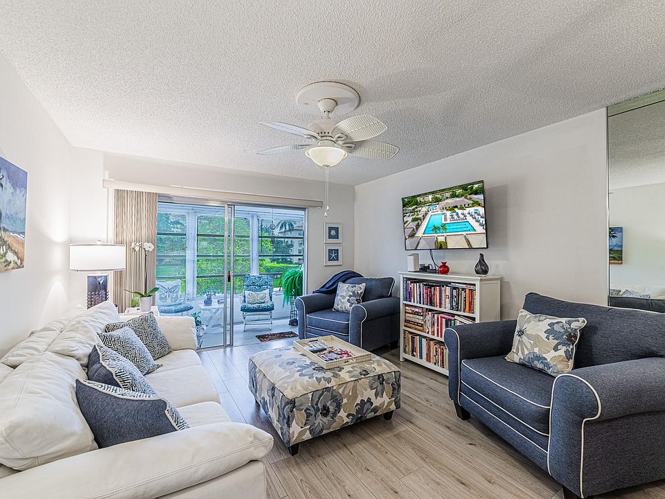 1st image of 2701 Nassau Bend #E-2