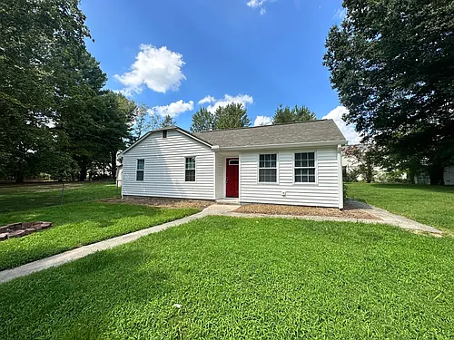 2461 W Clemmonsville Rd #B Photo 1