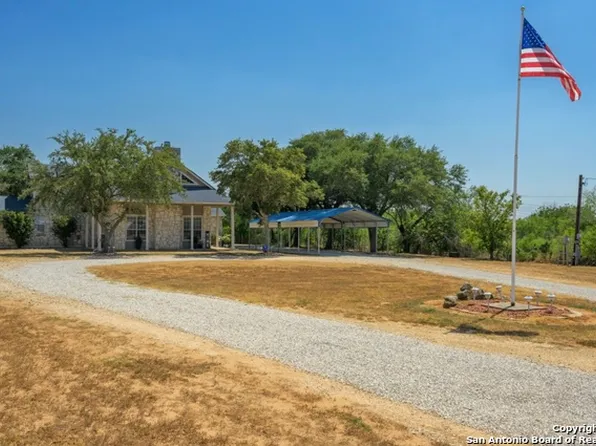 8960 RUTH LEE ST, San Antonio, TX 78263