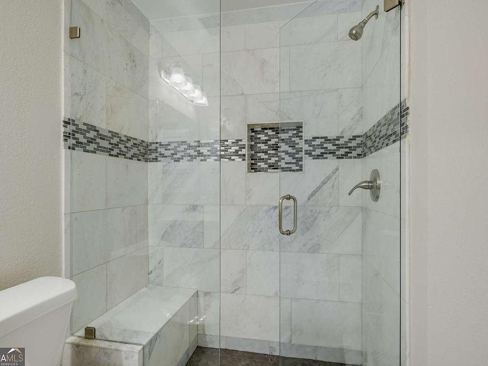 1st image of 3655 Habersham Rd NE APT B240