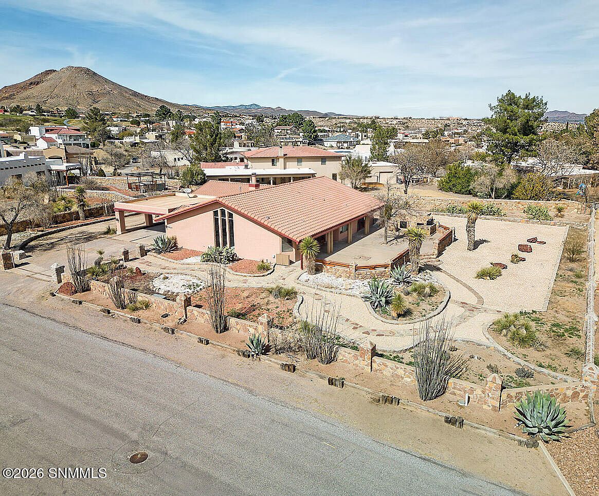 6621 Vista Hermosa
