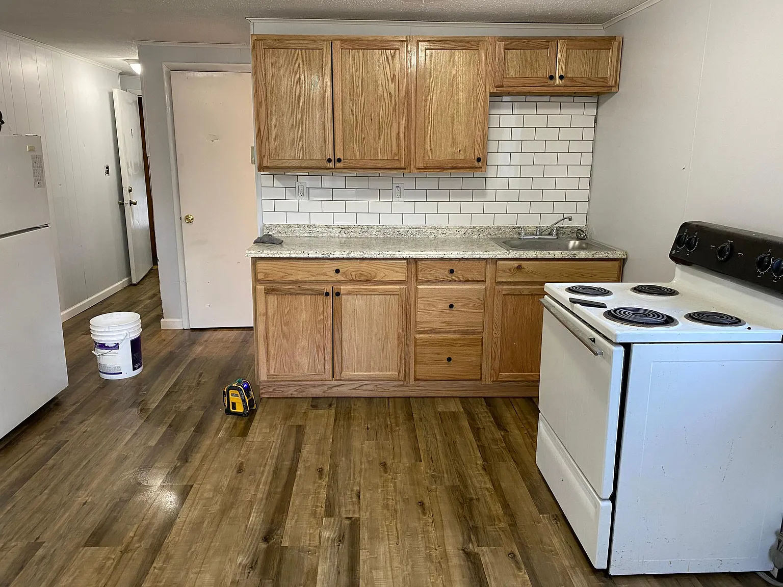 411 Maple St APT 6 photo 1