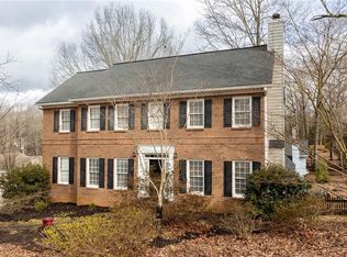 1002 Poplar Grv, Woodstock, GA 30189