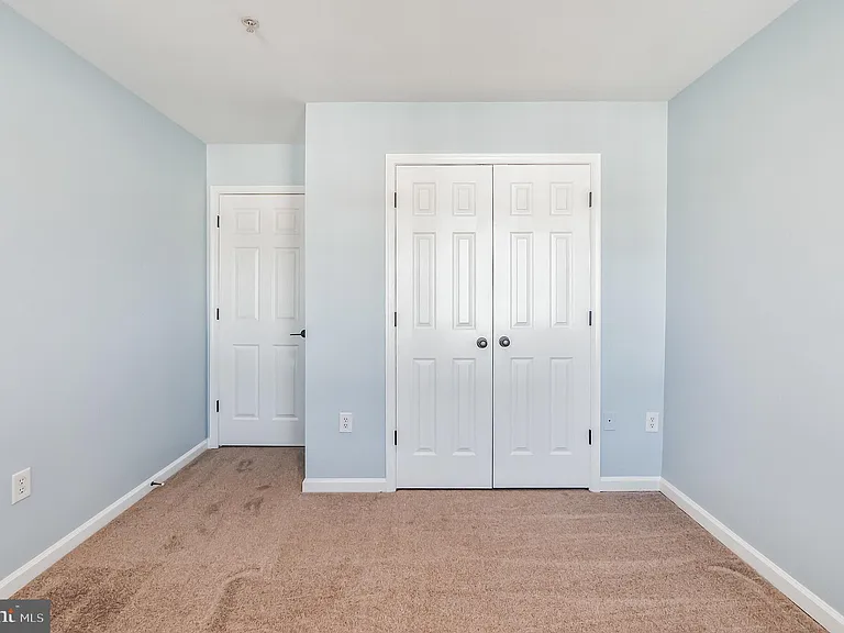 10329 Bridle Ct — Photo 18