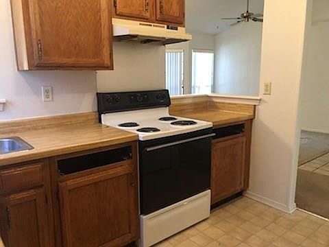 3rd image of 417 Dollins St