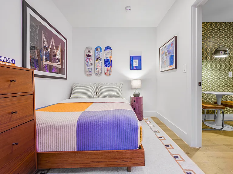 236 W 15th St #13 — Photo 10