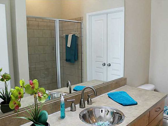 5th image of 1400 Granby St Unit 401