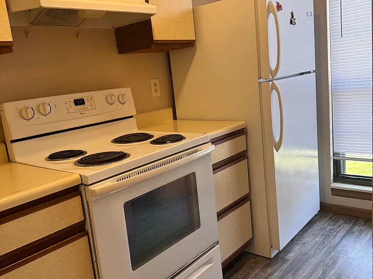 700 N Adelaide St #118 — Photo 2