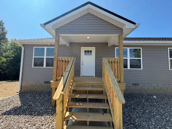 697 Whiteaker Springs Rd, Cookeville, TN