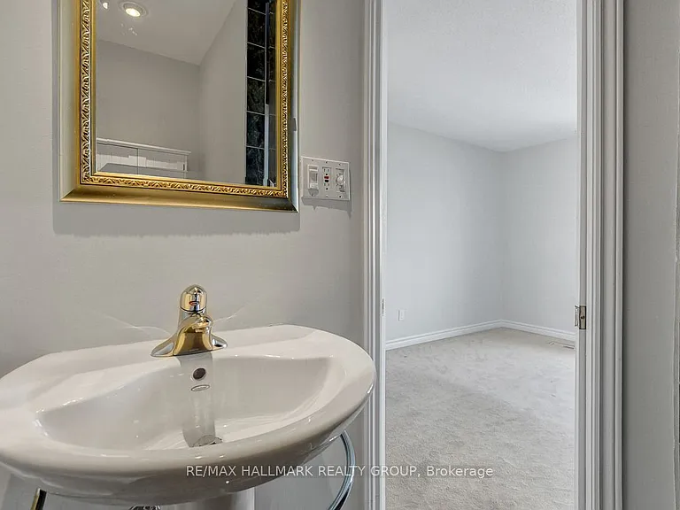 261 Bruyere St — Photo 22