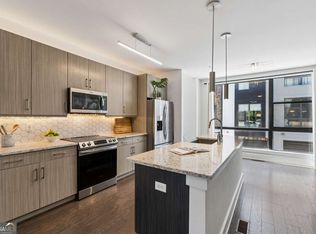 962 Moda Dr, Atlanta, GA 30316