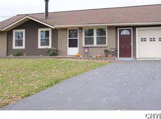310 Delwood Dr, Baldwinsville, NY 13027