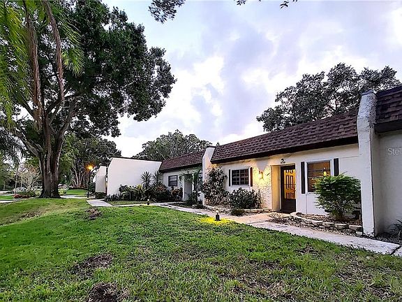 3rd image of 3130 Highlands Blvd