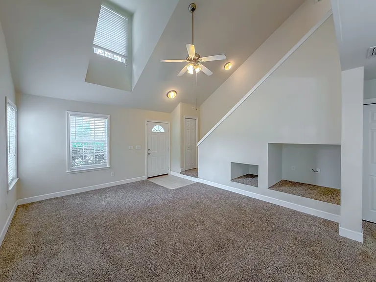3271 Sugar Berry Way — Photo 6