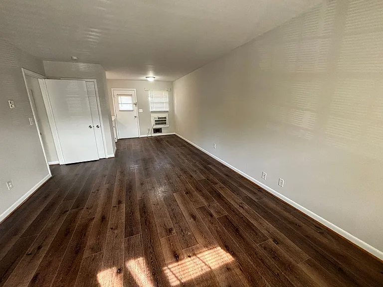 82 Blankenship Pl SW — Photo 3