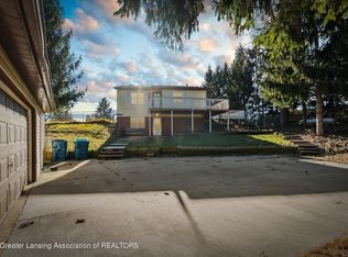 8990 Columbia Hwy, Eaton Rapids, MI 48827