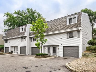 2342 Dorland Pl E, Maplewood, MN, 55119