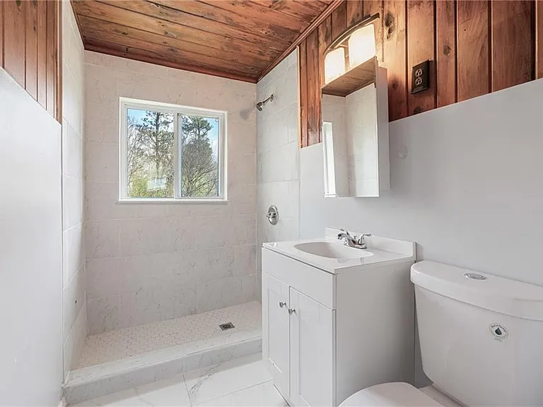 173 Winndale Rd — Photo 4