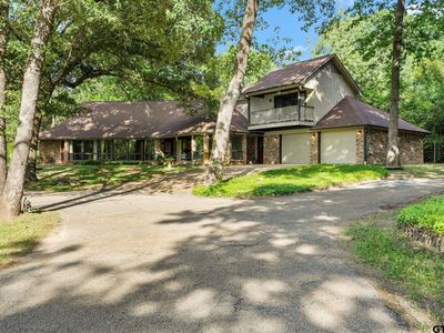 904 E South St, Lindale, TX, 75771