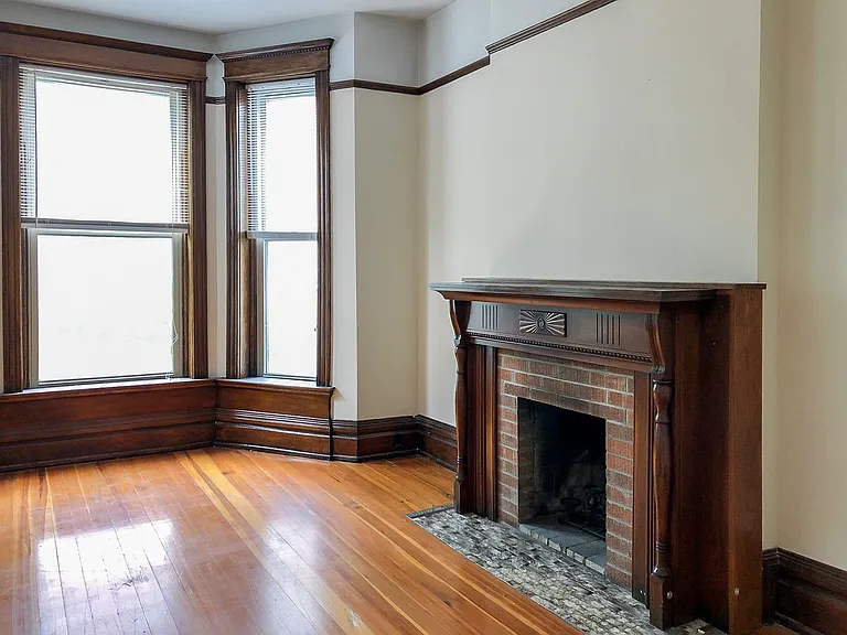 849 W Wellington Ave — Photo 15