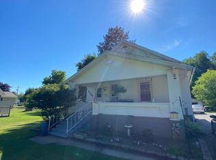 4209 13th St, Menominee, MI 49858