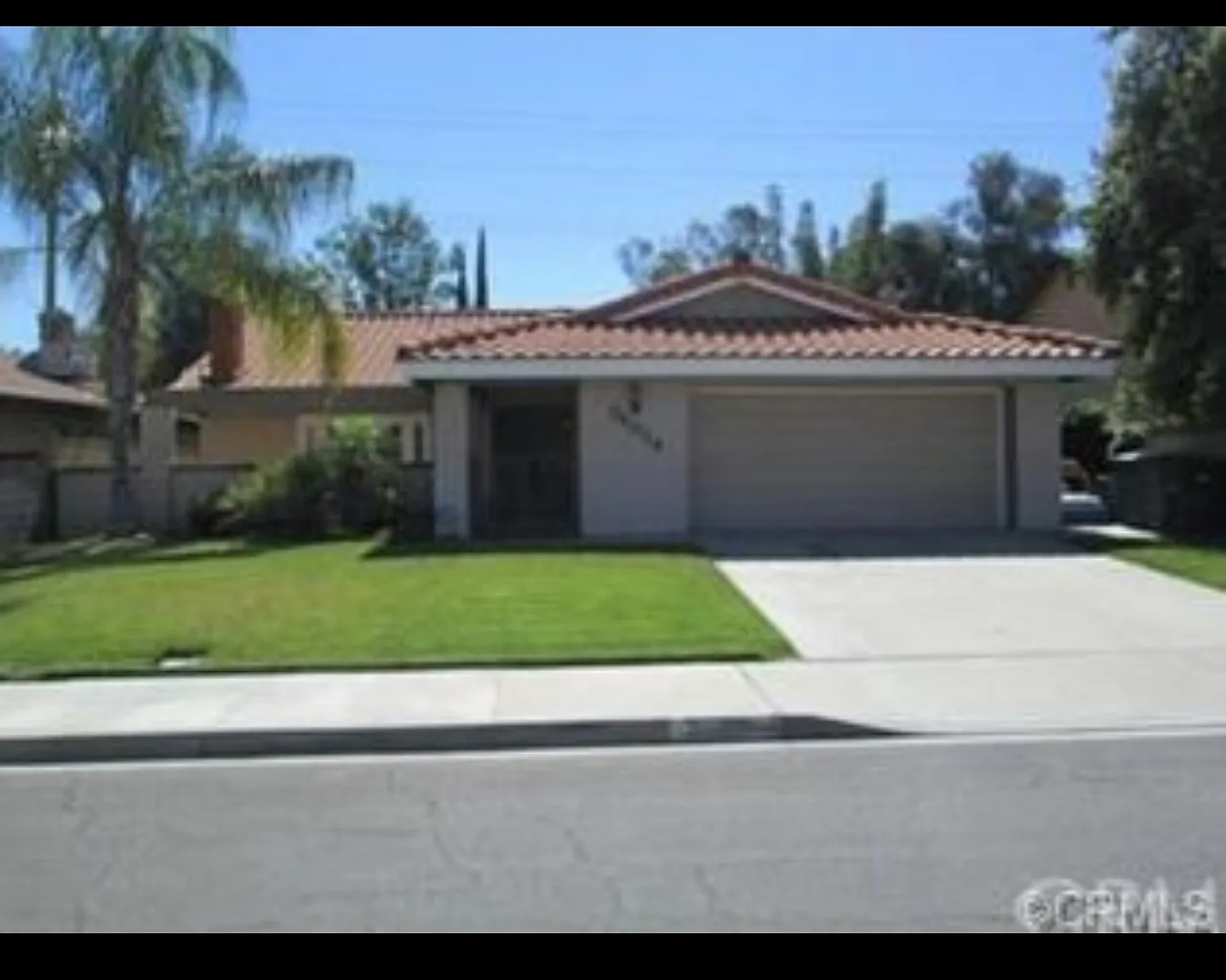 3 bed, 1722 sqft, $3,079 — Photo 1