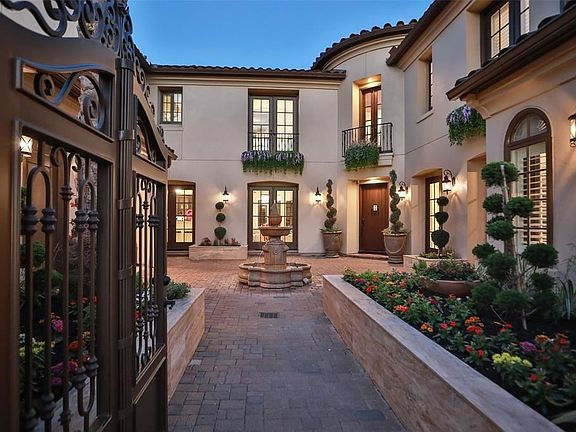 5th image of 15307 Vista Creek Ct