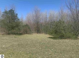 E Johnson Rd, Northport, MI 49670