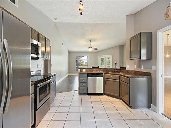 4th image of 14706 Eagle View Ct