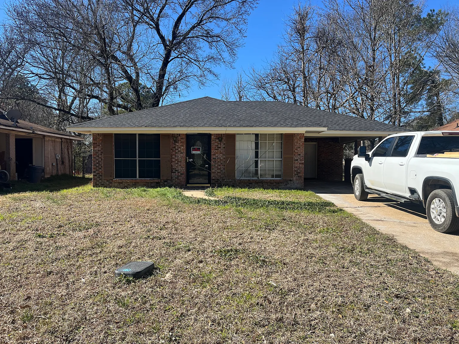 3 bed, 1152 sqft, $1,000 — Photo 2