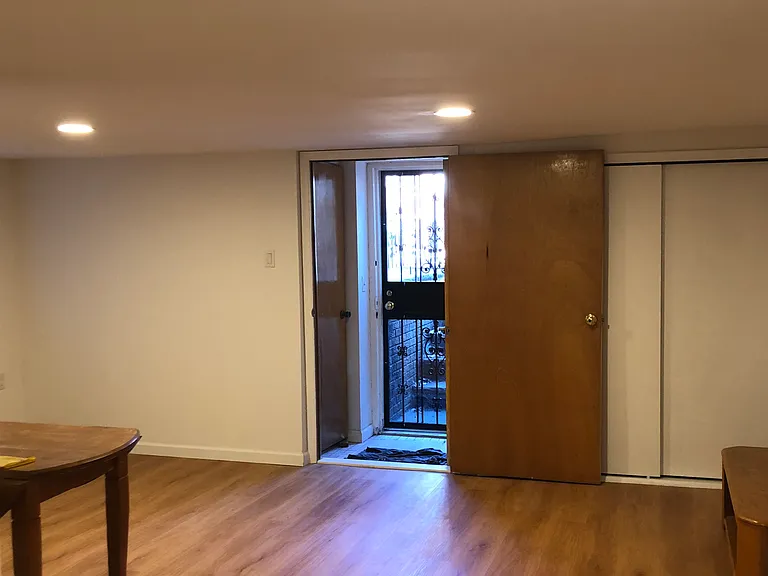 96 N Bay 8th St #1 — Photo 1