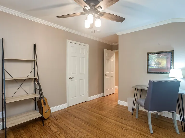 1176 Koch Ln — Photo 12