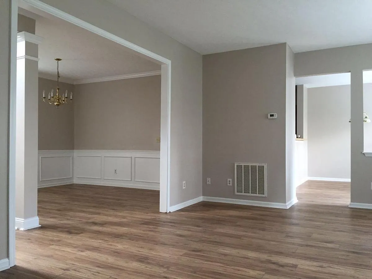 3 bed, 2.5 bath, 1843 sqft, $2,100 — Photo 1