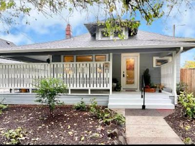 3044 SE 9th Ave, Portland, OR, 97202