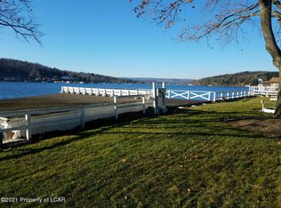 46 Lakeside Dr, Harveys Lake, PA 18618