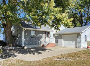 2440 250th St, Humboldt, IA 50548