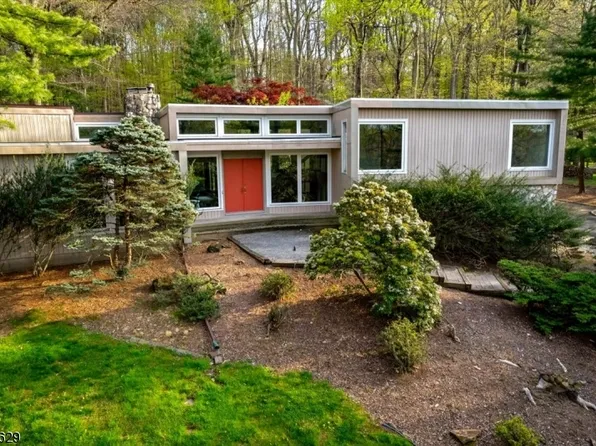 82 Old Smalleytown Rd, Warren Twp., NJ 07059