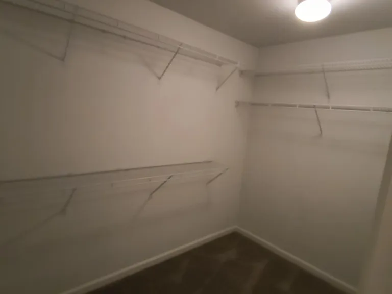 5809 NE 59th Ave — Photo 17