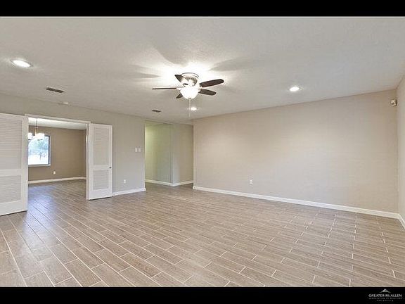 3rd image of 601 W Fern Ave