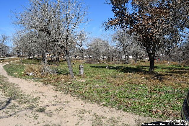 1st image of 552 Peaceful Ln