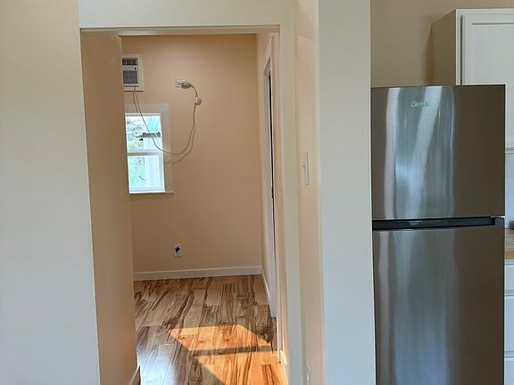 4th image of 200 Ranger Rd #2