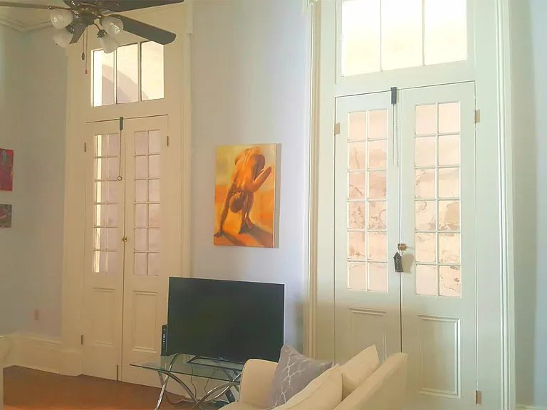722 Saint Louis St — Photo 11